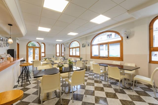 Commerciale in vendita in Gandia - 295.000 € (Rif: 8946520)