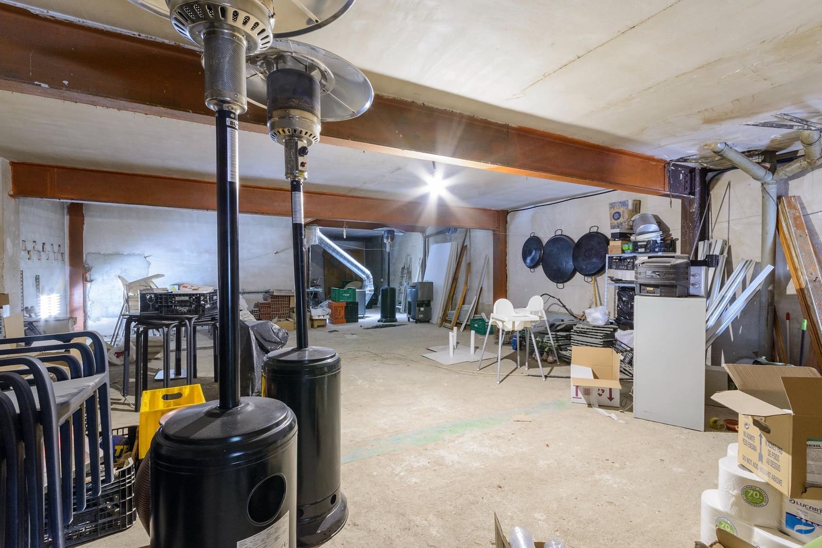 Commercial for sale in Gandia - € 295,000 (Ref: 8946520)