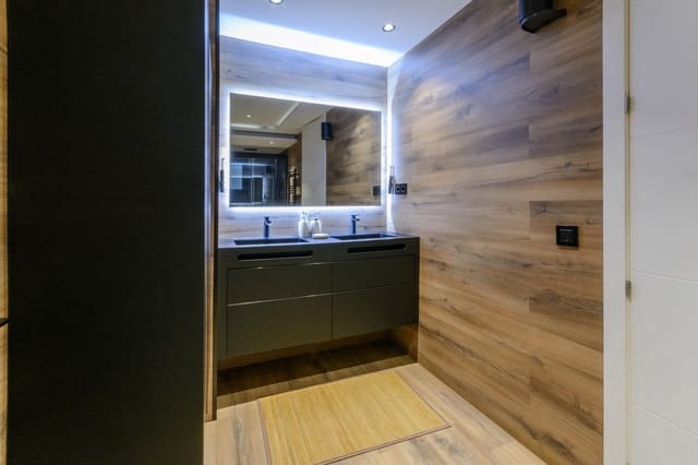 2 bedroom Flat for sale in Gandia - € 350,000 (Ref: 8948734)