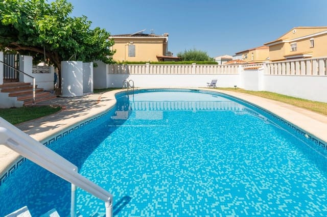 4 Zimmer Doppelhaus zu verkaufen in Gandia mit Pool Garage - 375.000 € (Ref: 9107166)