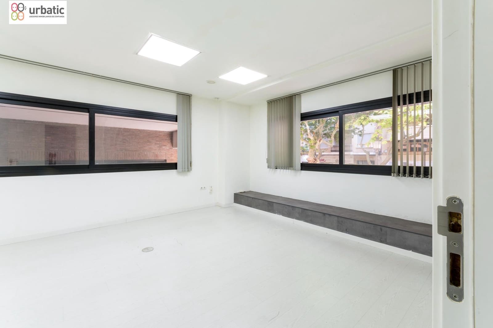 Kontor til salg i Gandia - € 250.000 (Ref: 9129858)