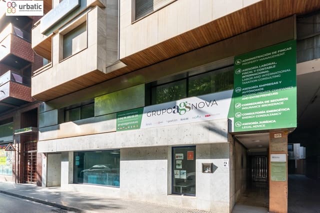 Office for sale in Gandia - € 250,000 (Ref: 9129858)