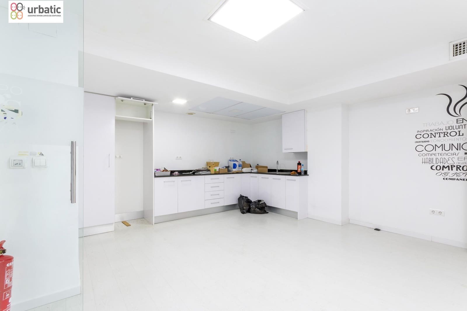 Kontor til salg i Gandia - € 250.000 (Ref: 9129858)