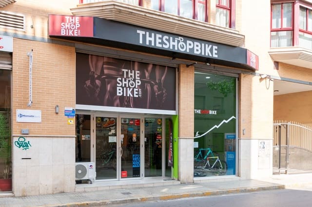 Erhverv til salg i Gandia - € 280.000 (Ref: 9129859)