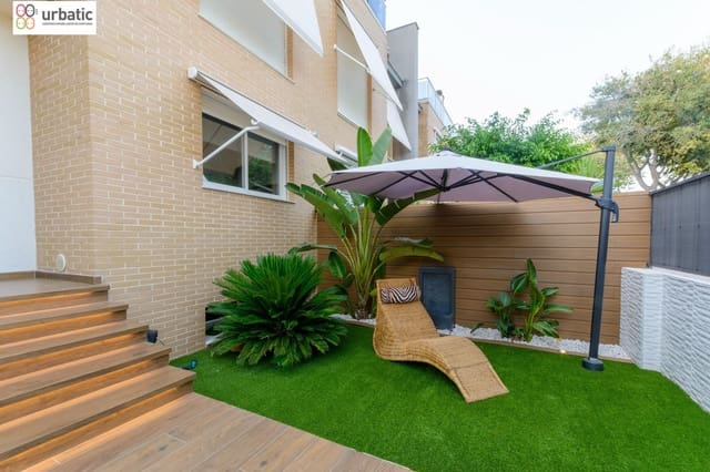 4 Zimmer Reihenhaus zu verkaufen in Gandia mit Pool Garage - 437.000 € (Ref: 9197847)