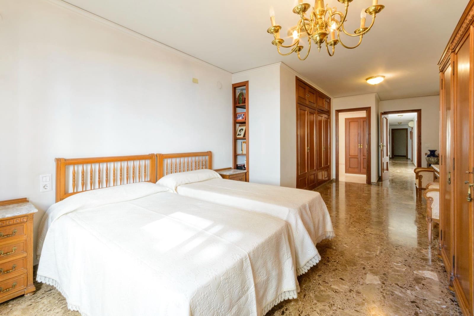 4 sypialnia Mieszkanie na sprzedaż w Gandia z garażem - 350 000 € (Ref: 9220111)