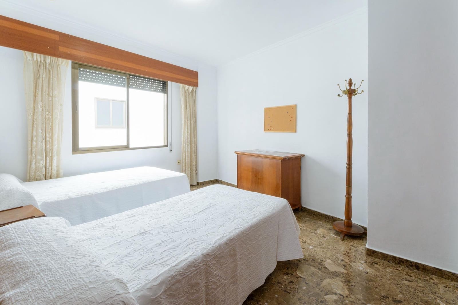 4 sypialnia Mieszkanie na sprzedaż w Gandia z garażem - 350 000 € (Ref: 9220111)