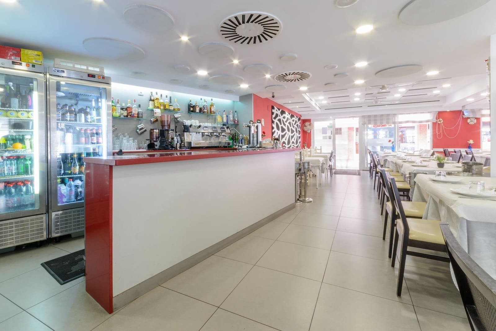 Commercial for sale in Gandia - € 350,000 (Ref: 9220112)