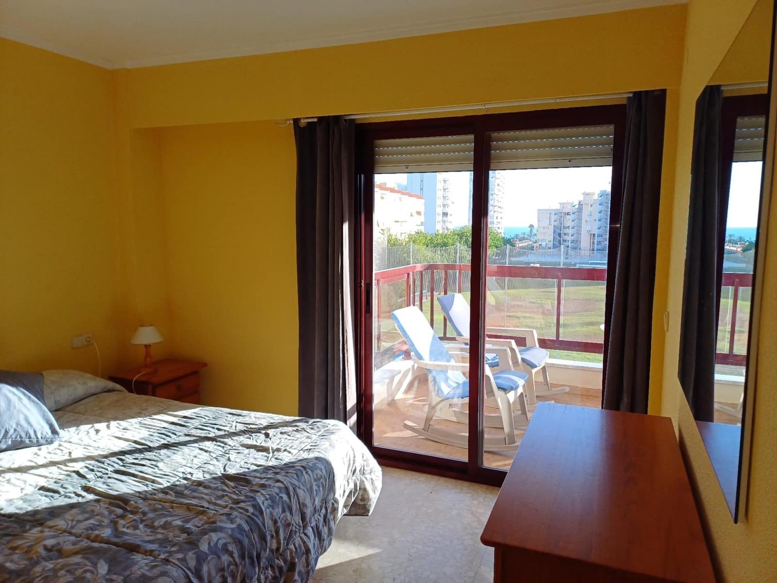 3 quarto Apartamento para arrendar em Gandia com piscina - 790 € (Ref: 9262726)