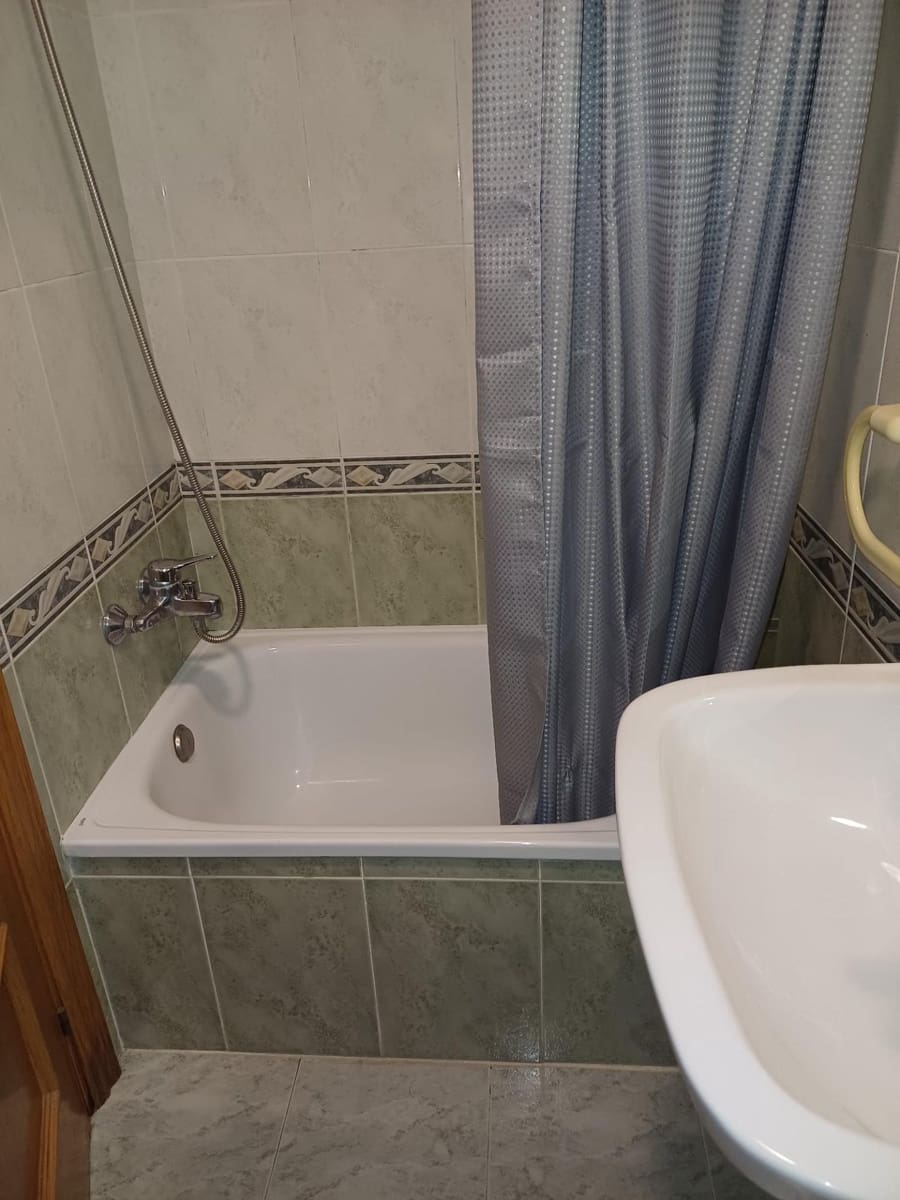 3 makuuhuone Huoneisto vuokrattavana paikassa Gandia mukana uima-altaan 
autotalli - 790 € (Ref: 9262726)