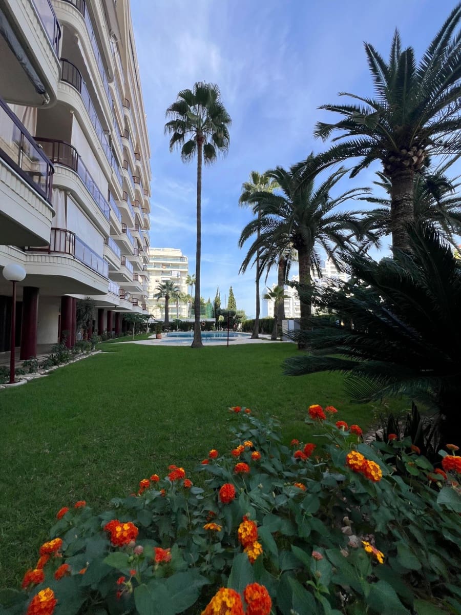 3 makuuhuone Huoneisto vuokrattavana paikassa Gandia mukana uima-altaan 
autotalli - 790 € (Ref: 9262726)