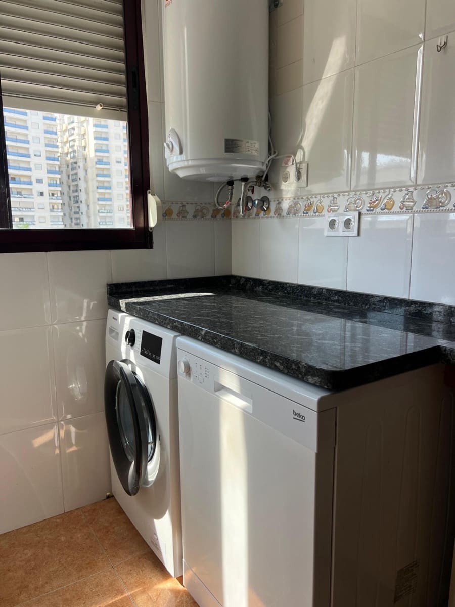 3 makuuhuone Huoneisto vuokrattavana paikassa Gandia mukana uima-altaan 
autotalli - 790 € (Ref: 9262726)