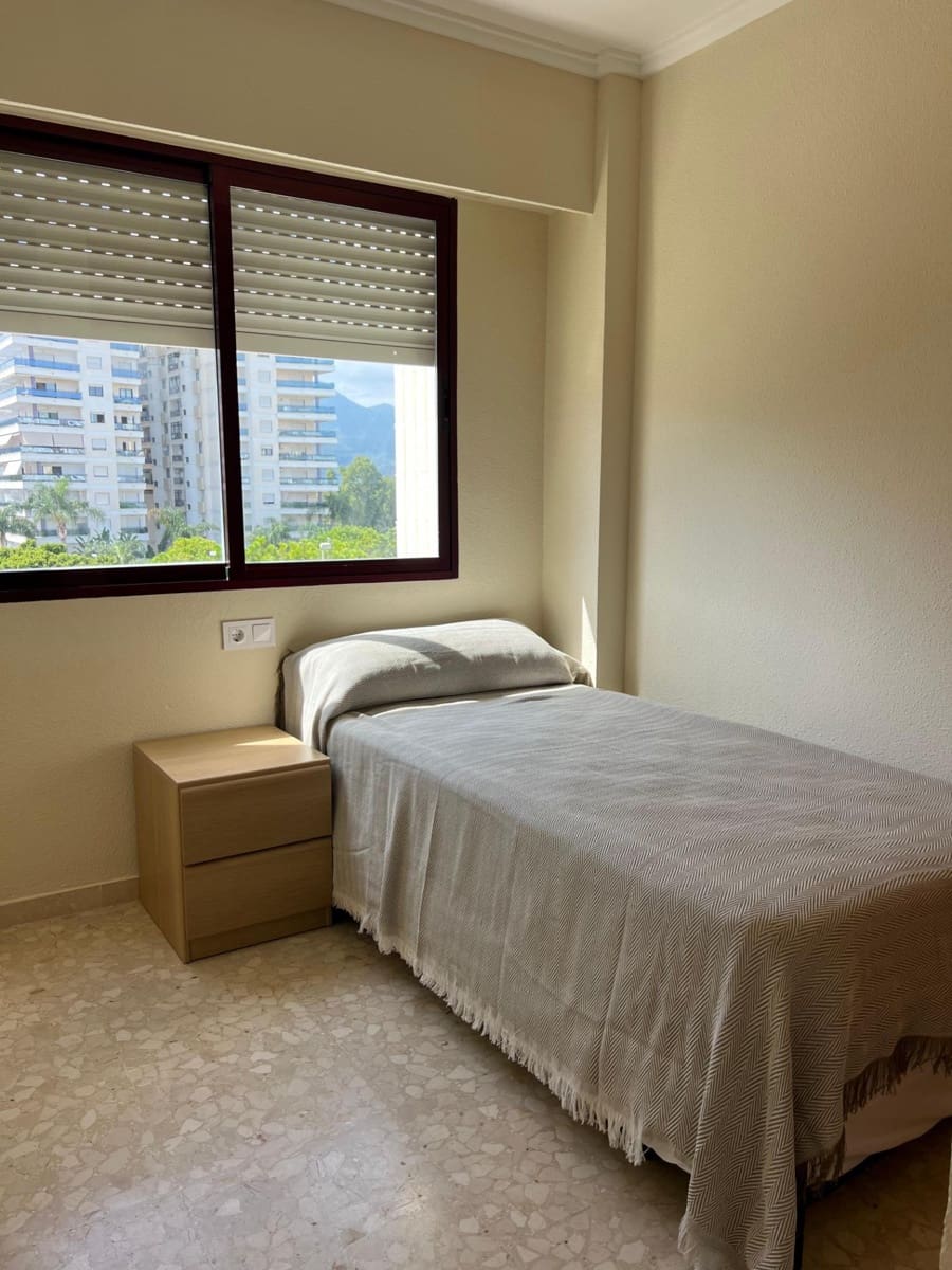 3 makuuhuone Huoneisto vuokrattavana paikassa Gandia mukana uima-altaan 
autotalli - 790 € (Ref: 9262726)
