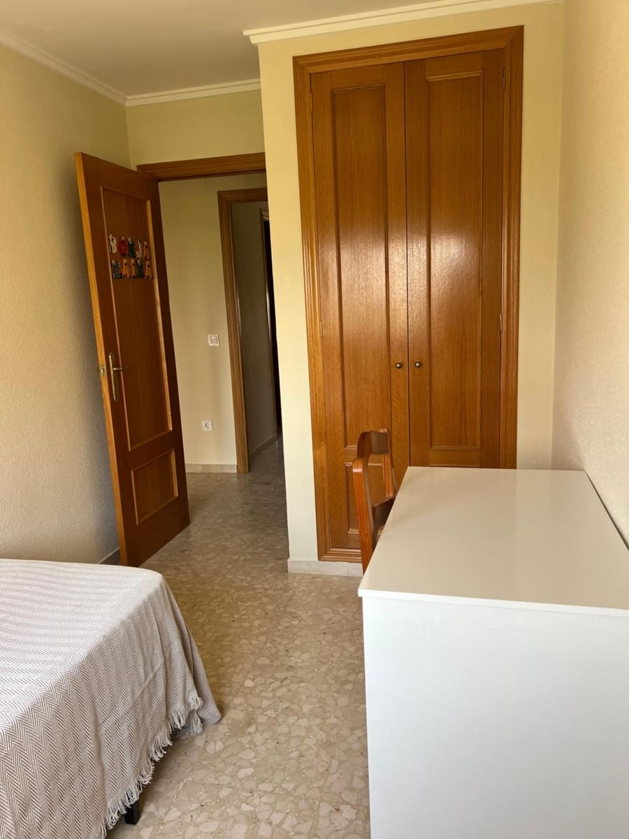 3 makuuhuone Huoneisto vuokrattavana paikassa Gandia mukana uima-altaan 
autotalli - 790 € (Ref: 9262726)