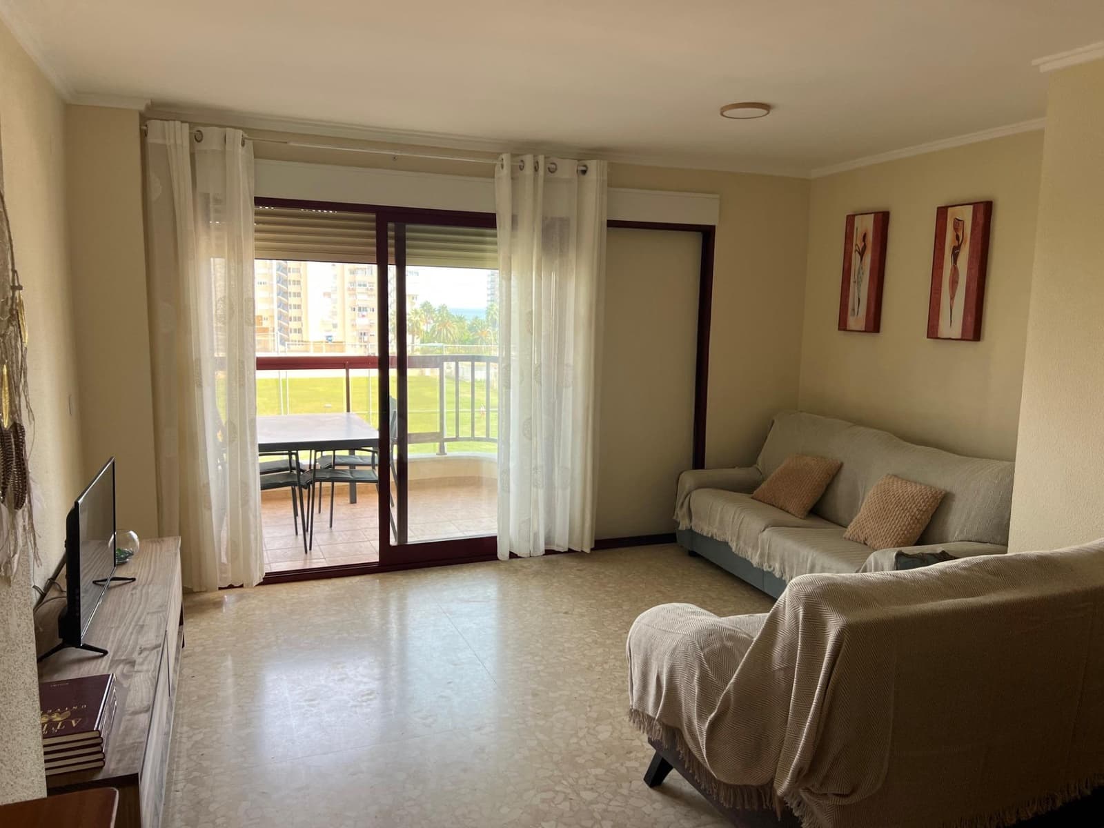 3 makuuhuone Huoneisto vuokrattavana paikassa Gandia mukana uima-altaan 
autotalli - 790 € (Ref: 9262726)