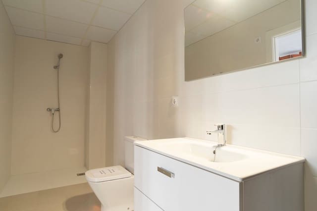 Kontor til leje i Gandia - € 600 (Ref: 9282314)