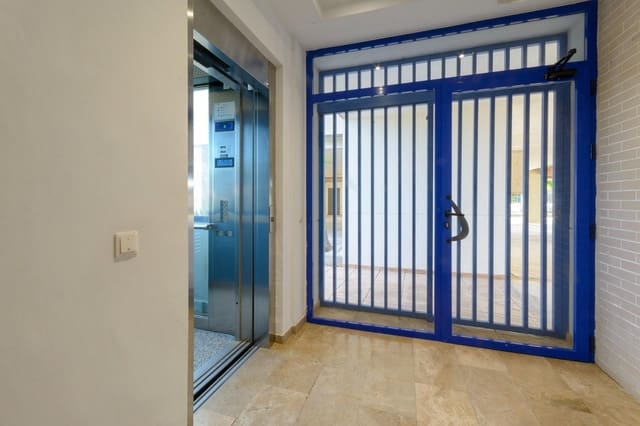 2 bedroom Apartment for sale in Bellreguard with pool garage - € 175,000 (Ref: 9338405)