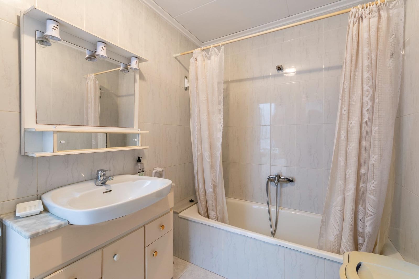 4 makuuhuone Omakotitalo myytävänä paikassa Bellreguard - 130 000 € (Ref: 9347473)