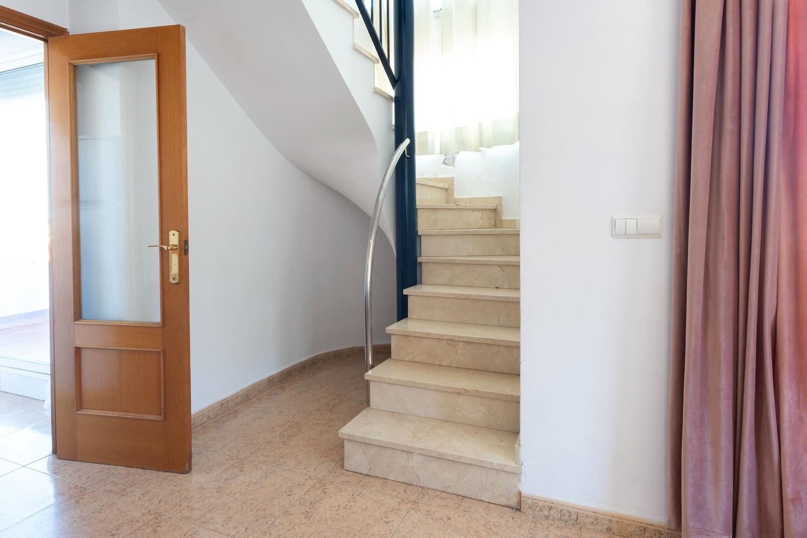 2 soveværelse Penthouse til salg i Gandia med swimmingpool - € 230.000 (Ref: 9367373)