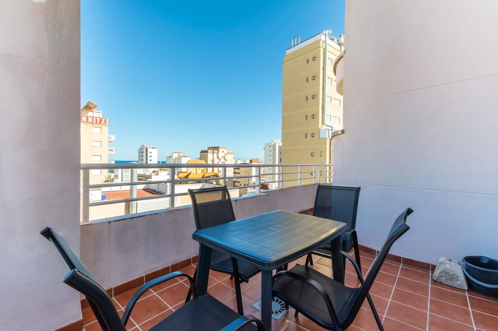 2 soveværelse Penthouse til salg i Gandia med swimmingpool - € 230.000 (Ref: 9367373)