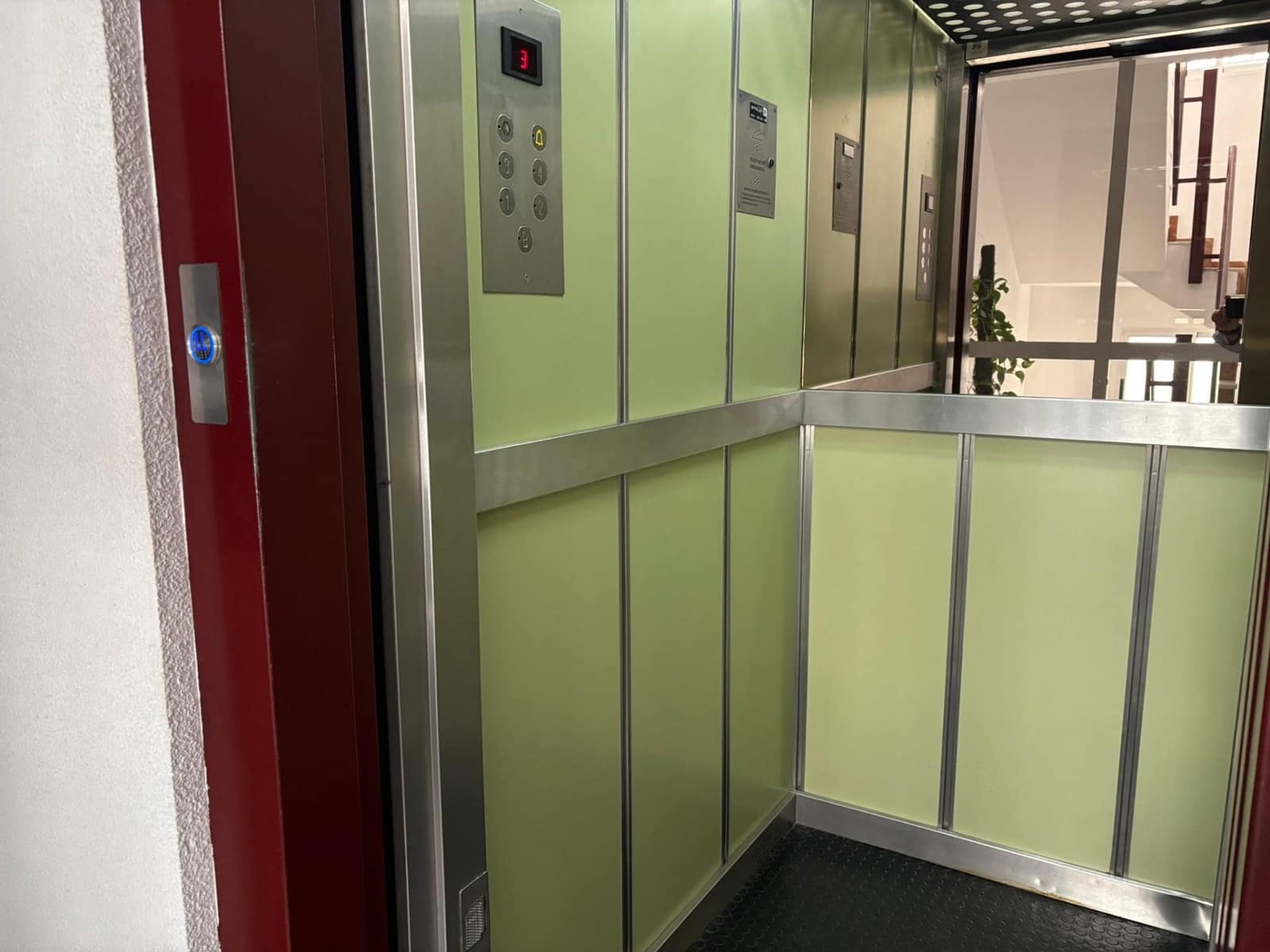 3 bedroom Flat for rent in Gandia - € 750 (Ref: 9383056)