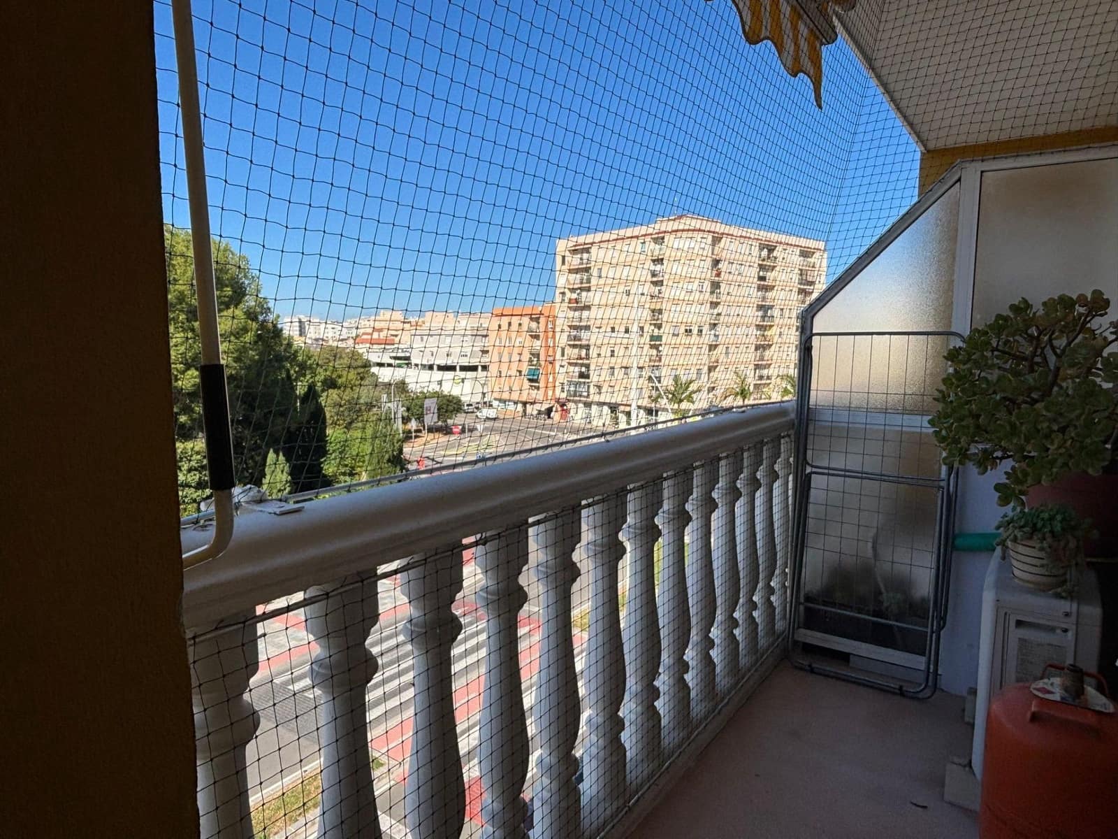 3 bedroom Flat for rent in Gandia - € 750 (Ref: 9383056)