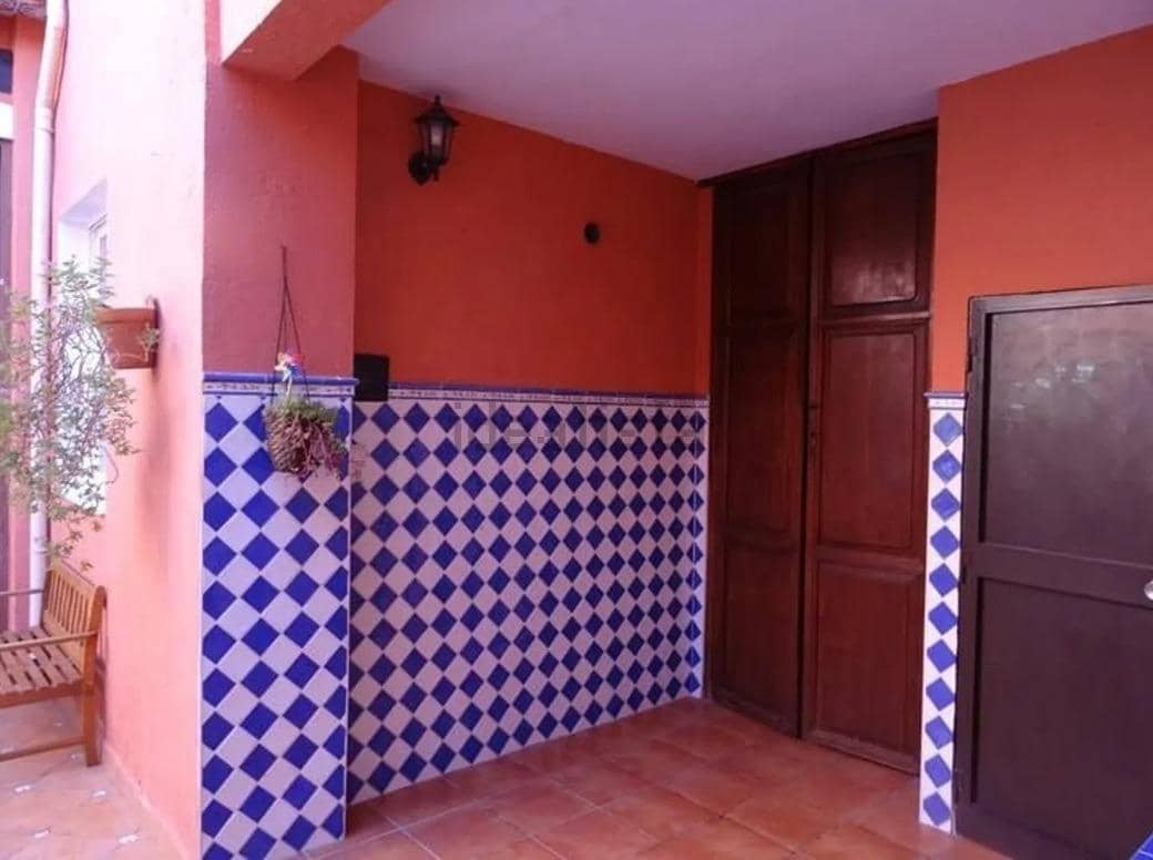 4 Zimmer Villa zu verkaufen in Almoines mit Pool - 360.000 € (Ref: 9385762)