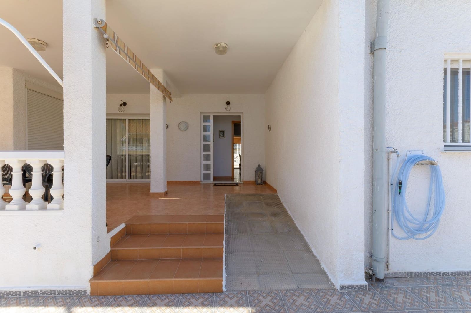 Chalet de 3 habitaciones en Daimús en venta con garaje - 315.000 € (Ref: 9391045)