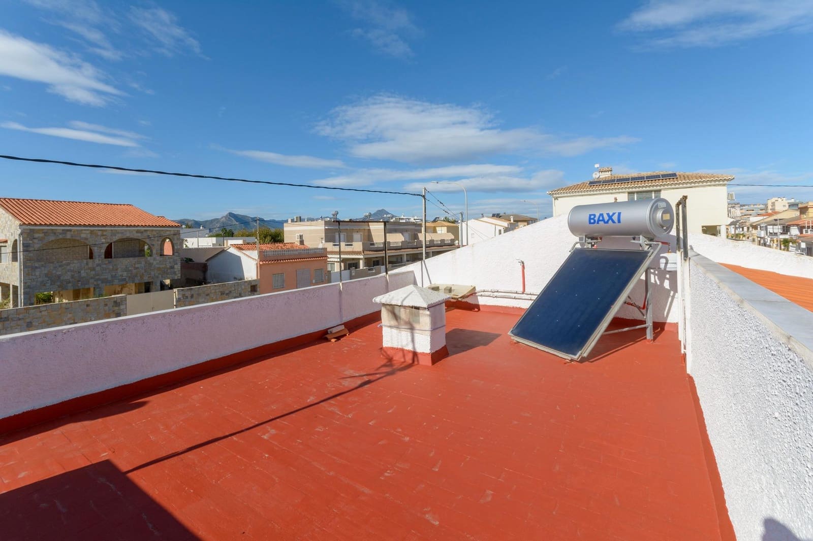 Chalet de 3 habitaciones en Daimús en venta con garaje - 315.000 € (Ref: 9391045)