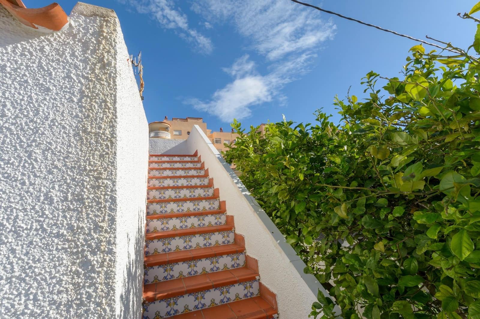 Chalet de 3 habitaciones en Daimús en venta con garaje - 315.000 € (Ref: 9391045)