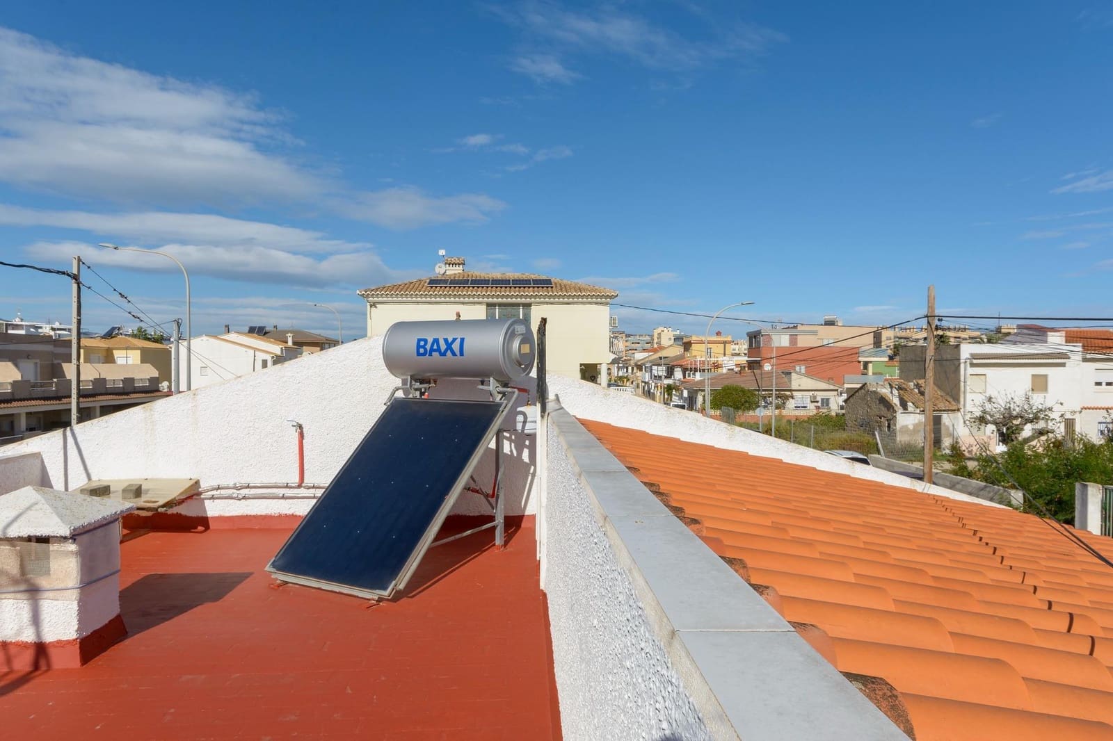 Chalet de 3 habitaciones en Daimús en venta con garaje - 315.000 € (Ref: 9391045)