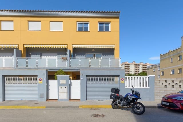 3 chambre Villa/Maison Mitoyenne à vendre à Miramar avec garage - 259 900 € (Ref: 9398600)