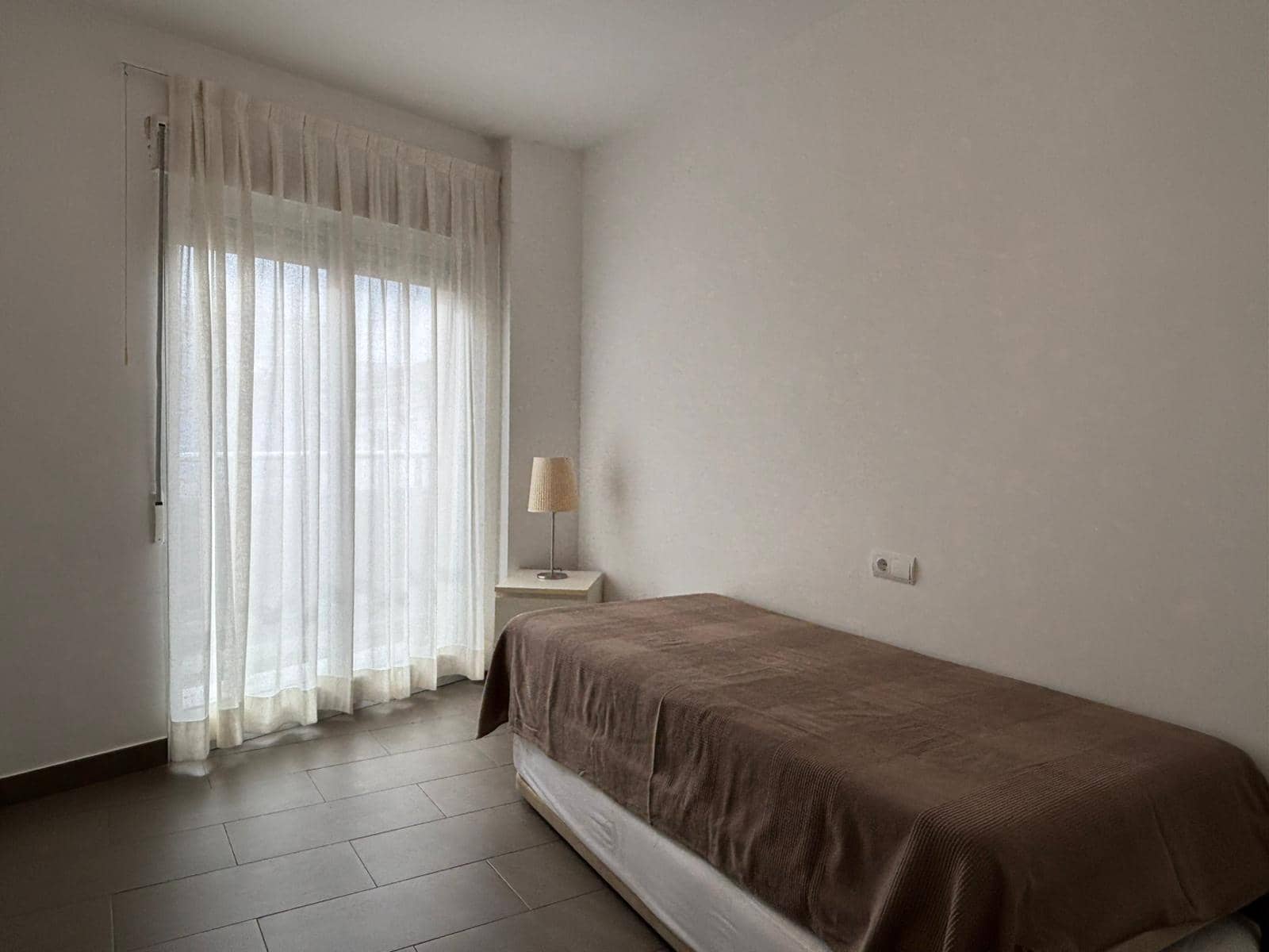 2 sypialnia Mieszkanie do wynajęcia w Gandia - 680 € (Ref: 9422273)