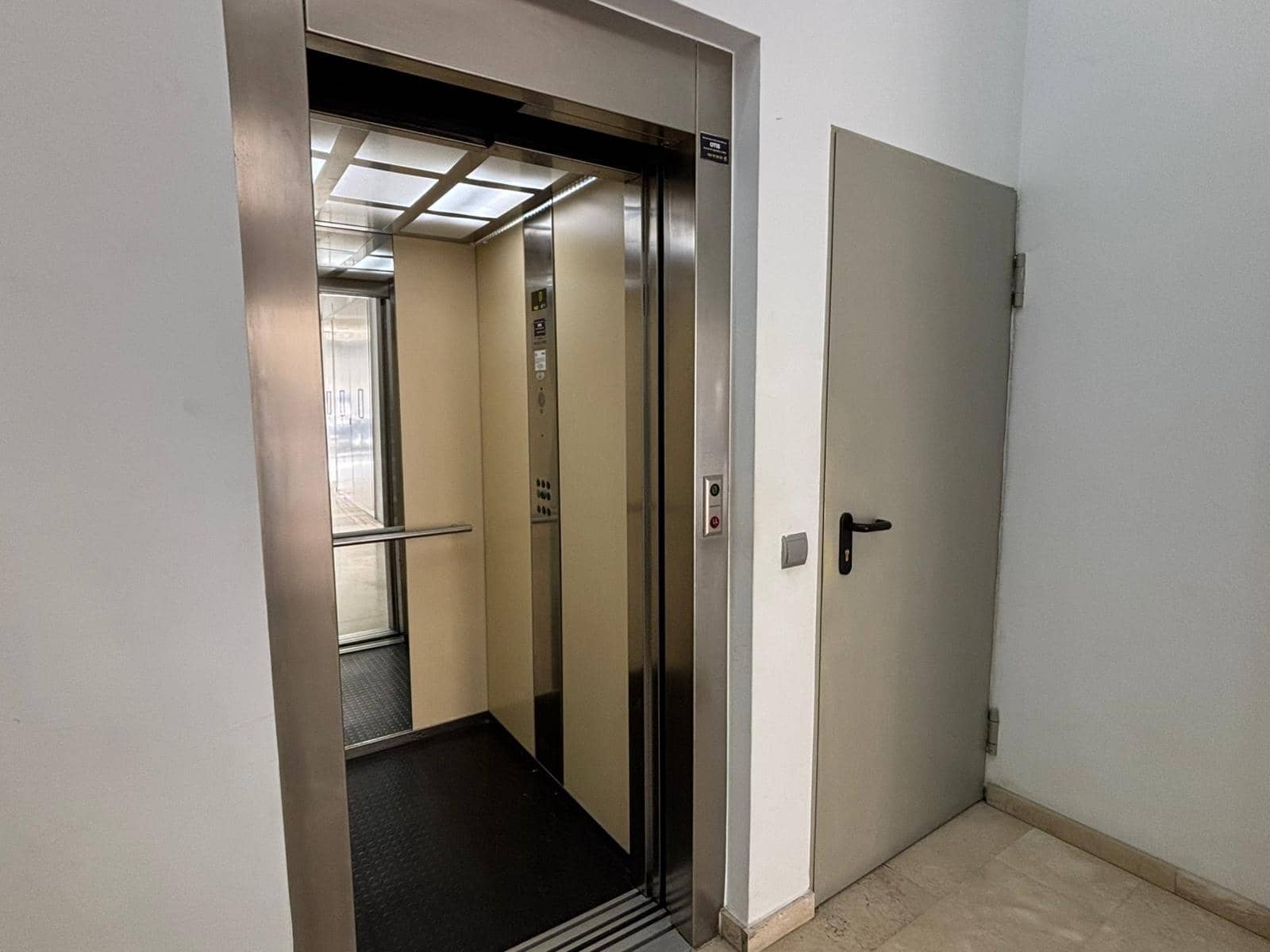 2 sypialnia Mieszkanie do wynajęcia w Gandia - 680 € (Ref: 9422273)