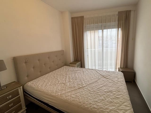 2 sypialnia Mieszkanie do wynajęcia w Gandia - 680 € (Ref: 9422273)