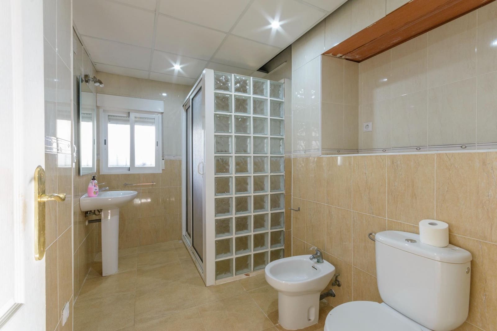 3 soveværelse Villa til salg i Gandia med garage - € 210.000 (Ref: 9427350)