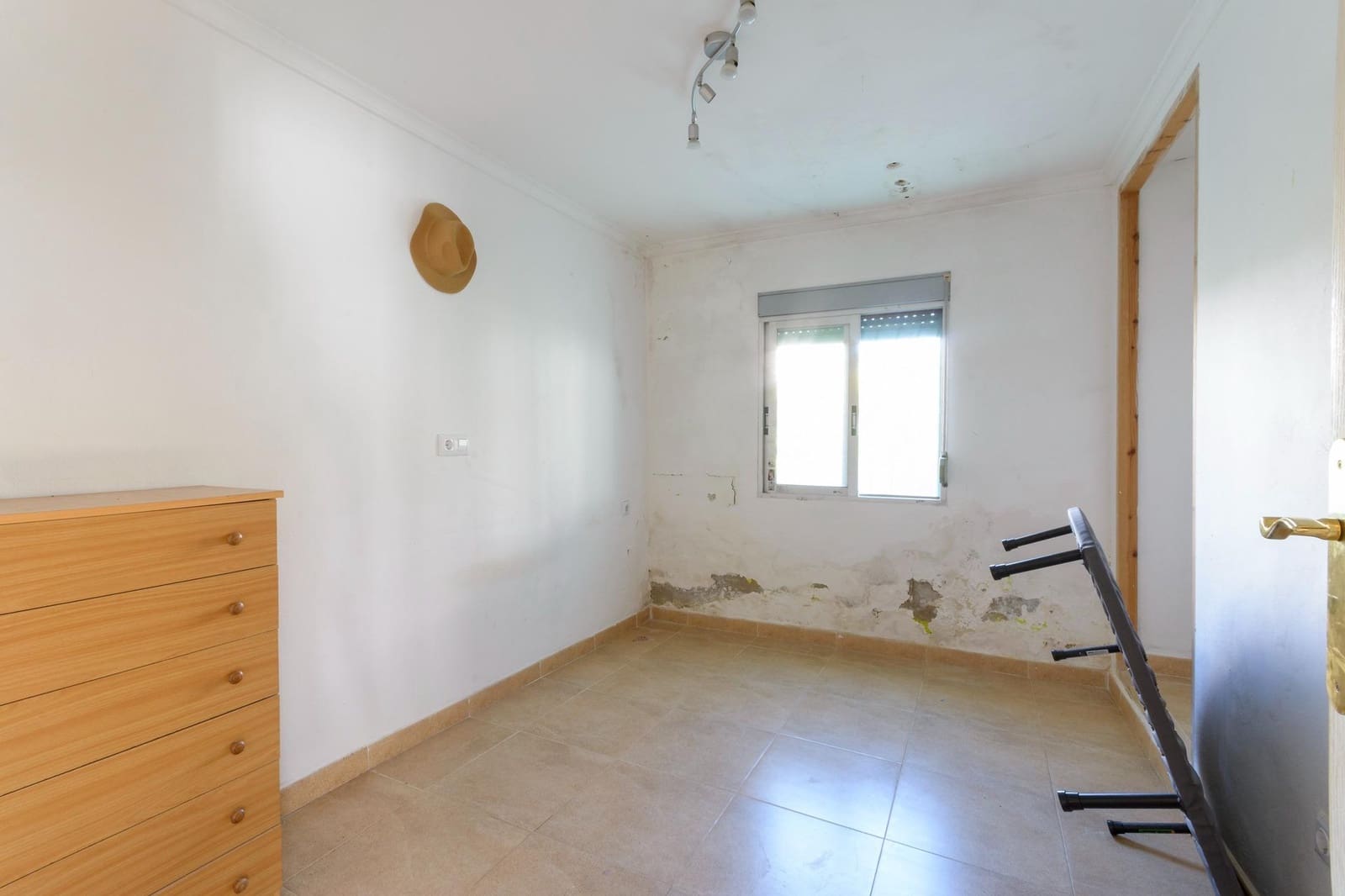 3 soveværelse Villa til salg i Gandia med garage - € 210.000 (Ref: 9427350)