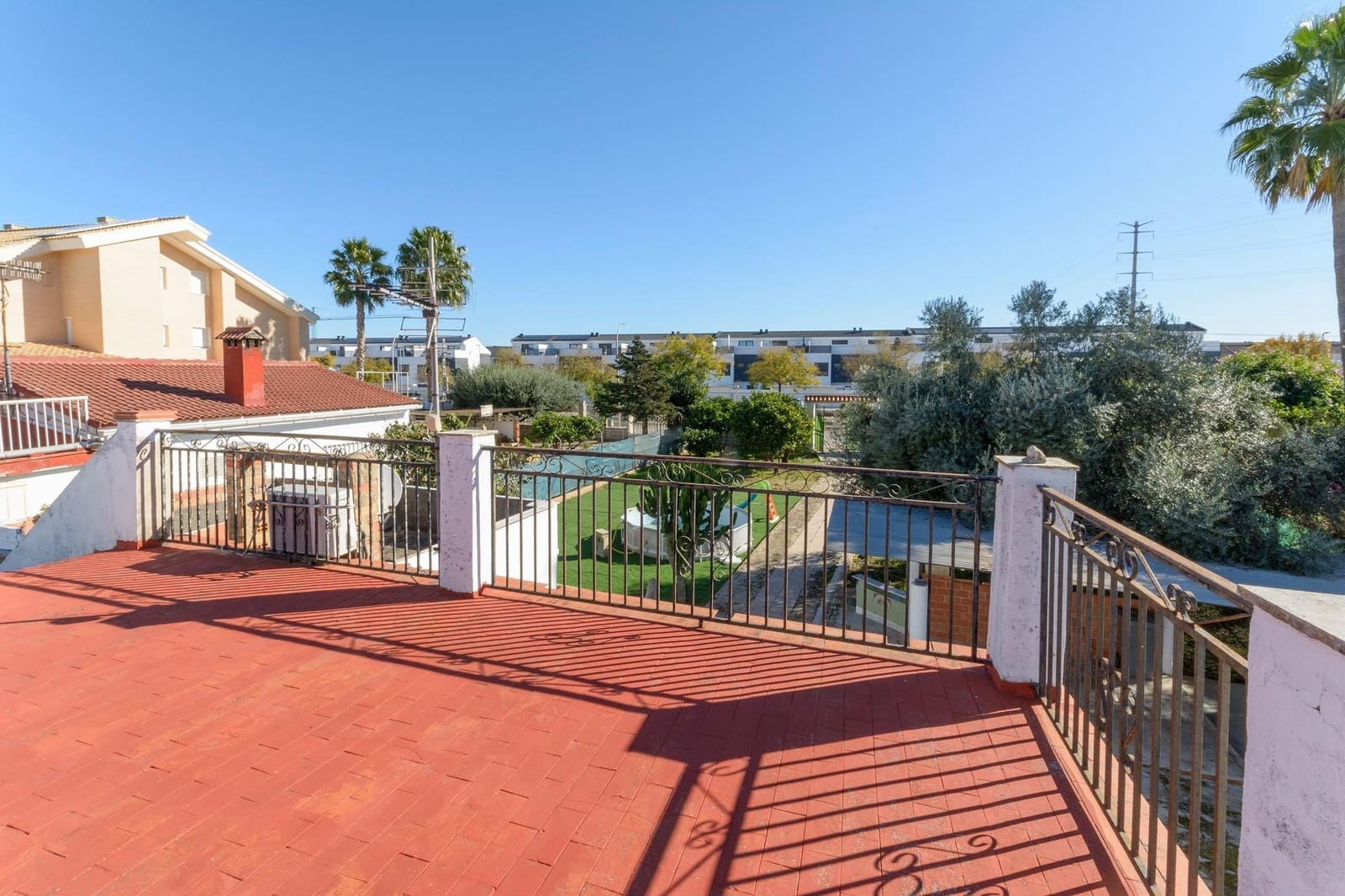 3 soveværelse Villa til salg i Gandia med garage - € 210.000 (Ref: 9427350)