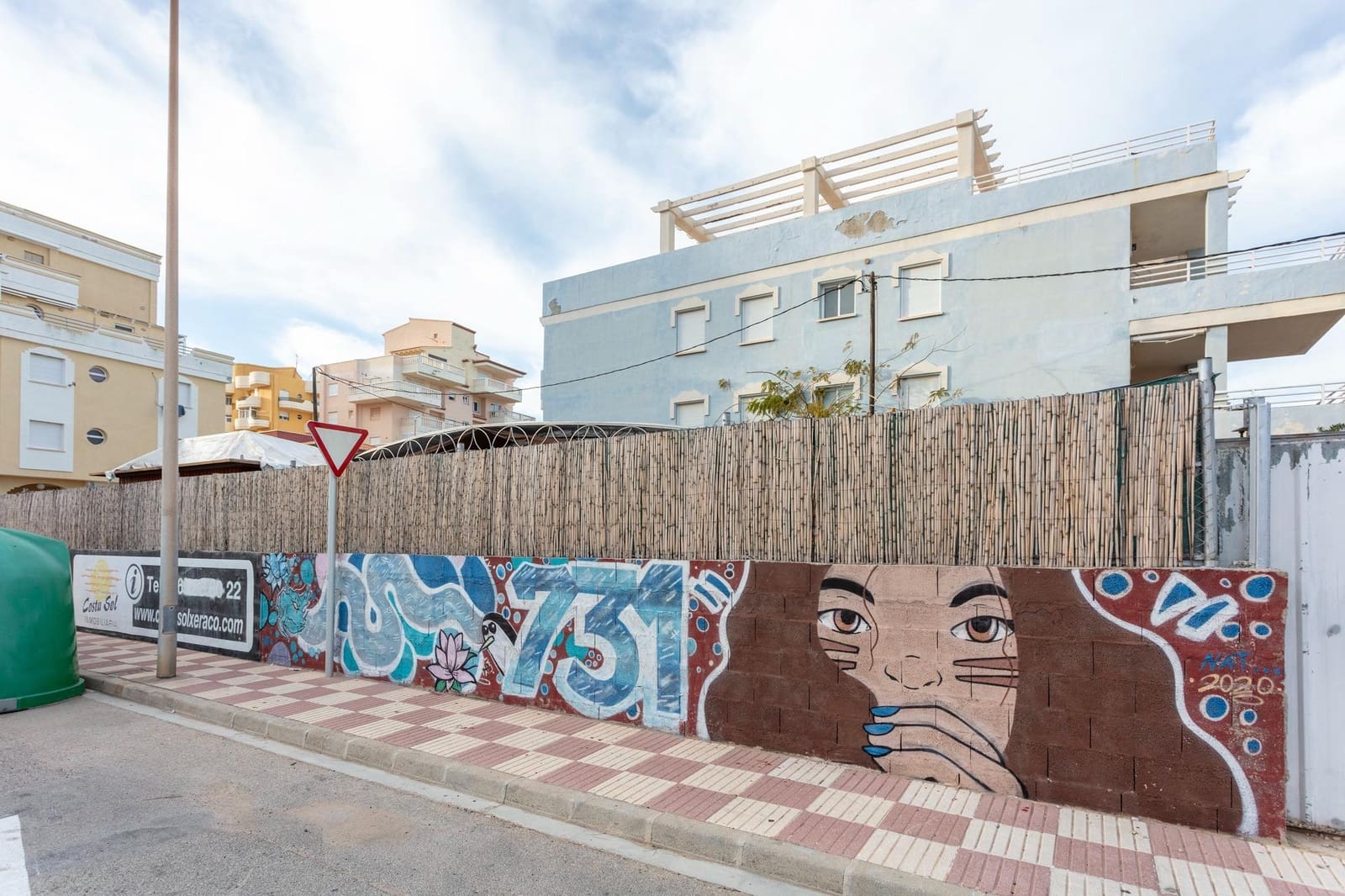 3 makuuhuone Huvila myytävänä paikassa Xeraco mukana 
autotalli - 450 000 € (Ref: 9456415)