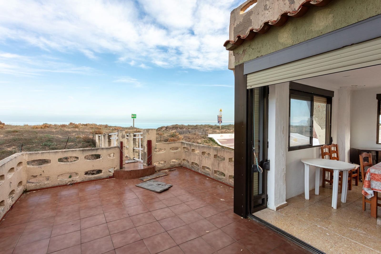 3 makuuhuone Huvila myytävänä paikassa Xeraco mukana 
autotalli - 450 000 € (Ref: 9456415)