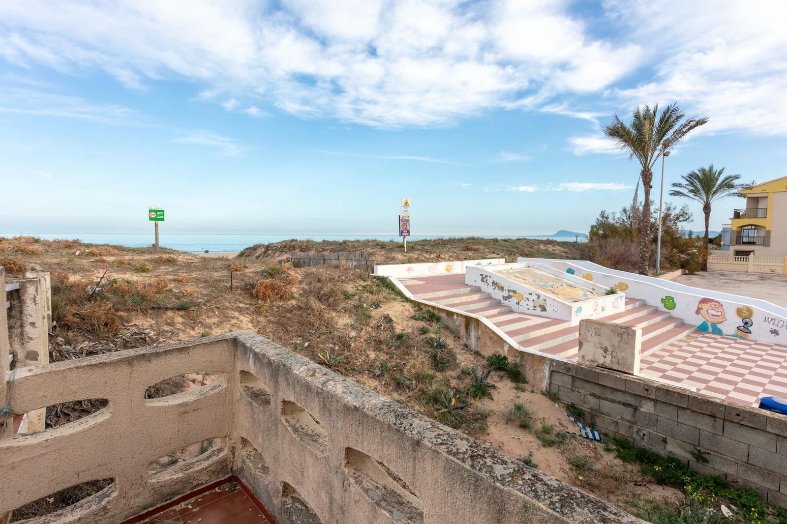 3 makuuhuone Huvila myytävänä paikassa Xeraco mukana 
autotalli - 450 000 € (Ref: 9456415)