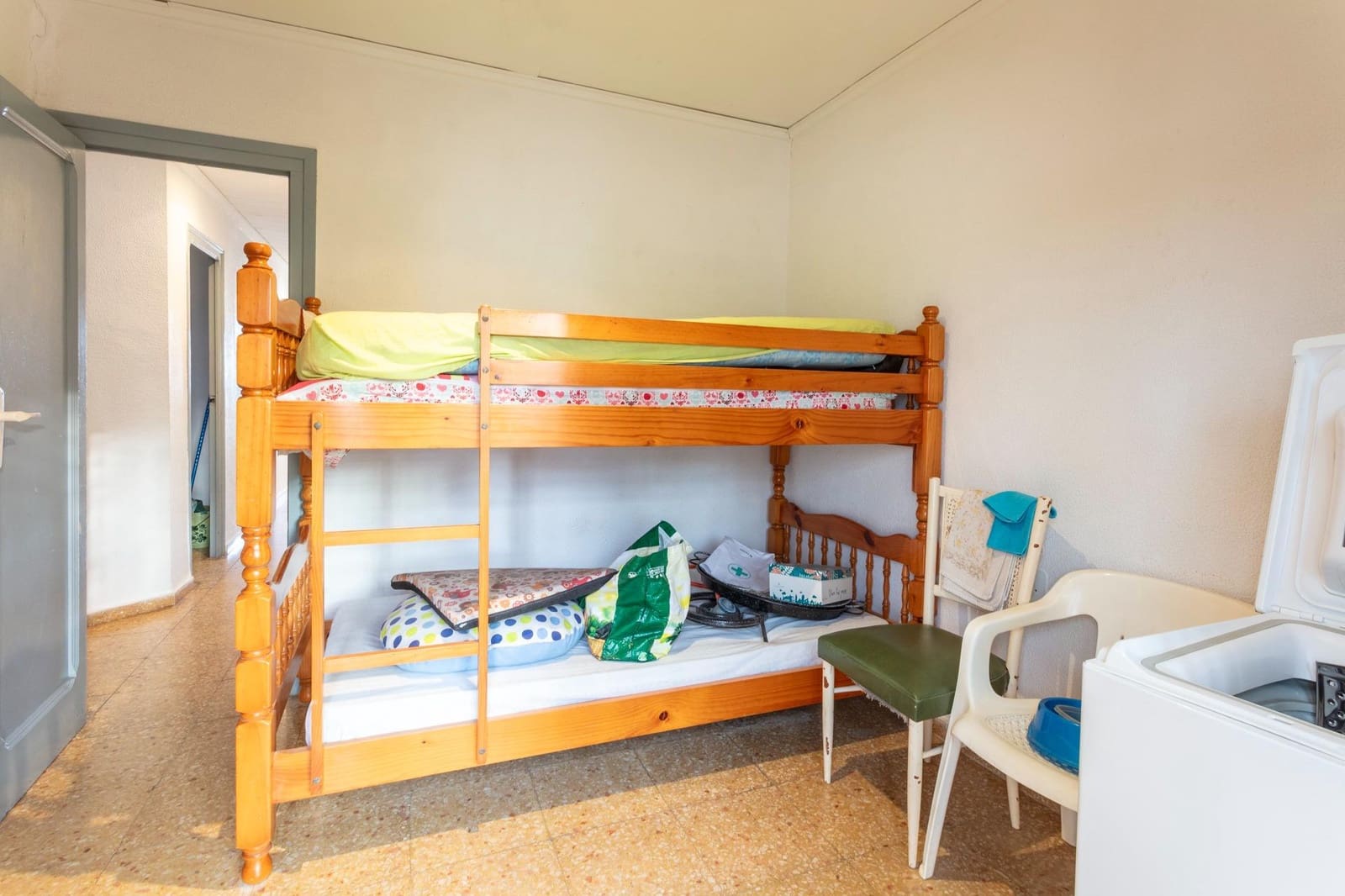 3 makuuhuone Huvila myytävänä paikassa Xeraco mukana 
autotalli - 450 000 € (Ref: 9456415)