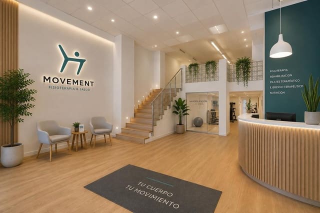 Commercial for sale in Gandia - € 210,000 (Ref: 9474271)