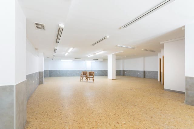 Commercial for sale in Gandia - € 210,000 (Ref: 9474271)
