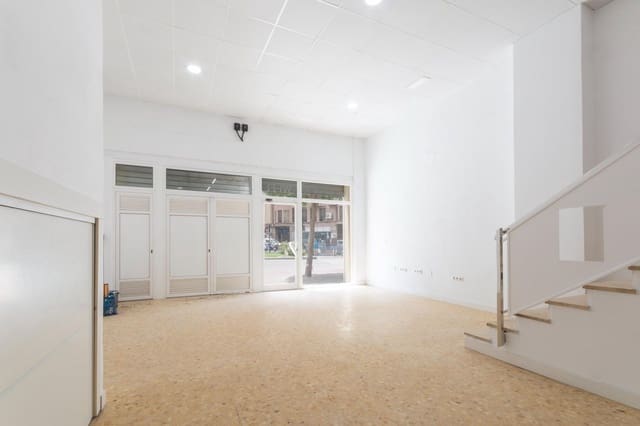 Commercial for sale in Gandia - € 210,000 (Ref: 9474271)