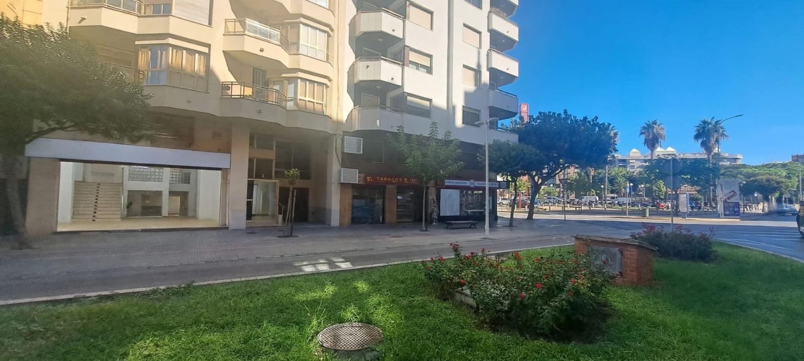 Gewerbe zu verkaufen in Gandia - 195.000 € (Ref: 9474271)