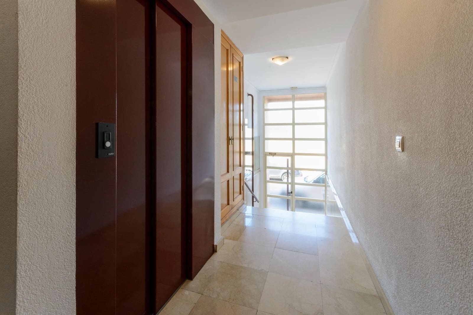 3 bedroom Flat for sale in Gandia with garage - € 190,000 (Ref: 9483557)