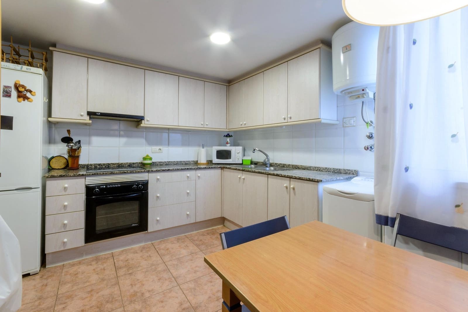 3 bedroom Flat for sale in Gandia with garage - € 190,000 (Ref: 9483557)