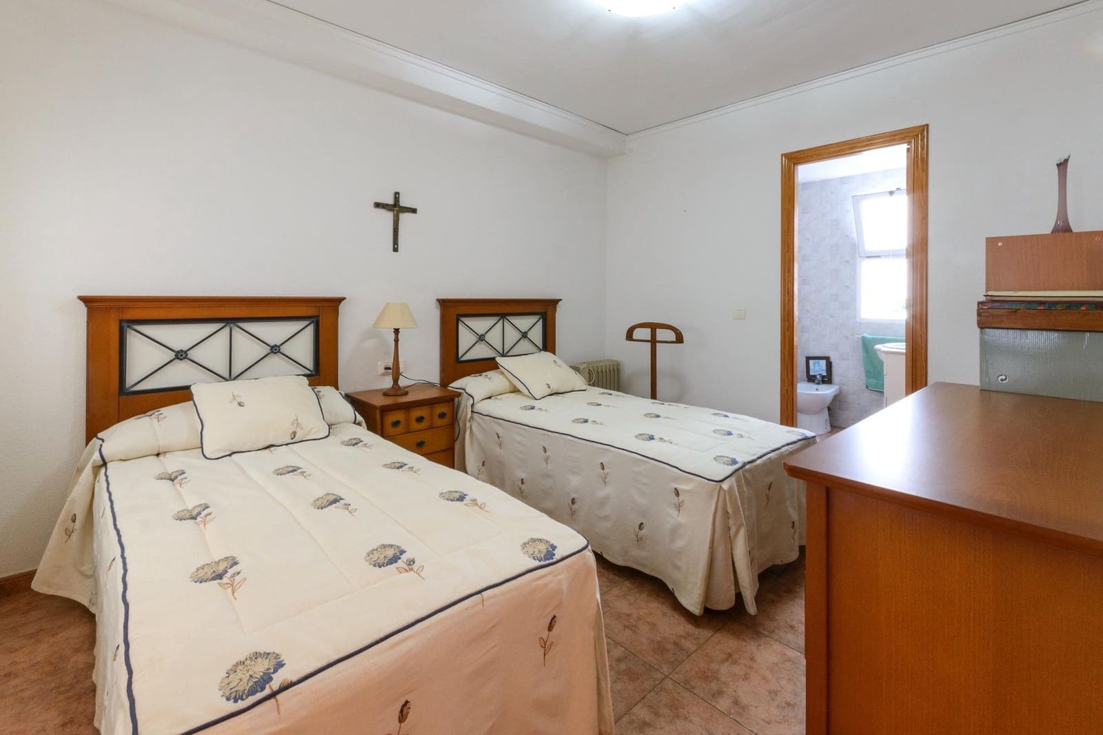 3 bedroom Flat for sale in Gandia with garage - € 190,000 (Ref: 9483557)