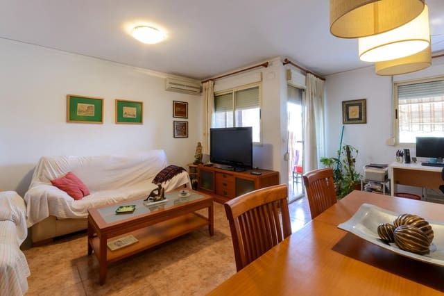 Piso de 3 habitaciones en Gandia en venta con garaje - 190.000 € (Ref: 9483557)